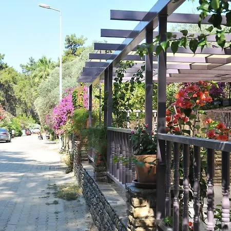 Apartmanhotel Artapart-akyaka 4*